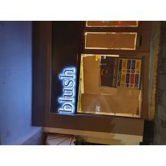 Blush cafe