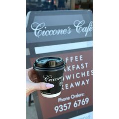 Ciccones cafe 